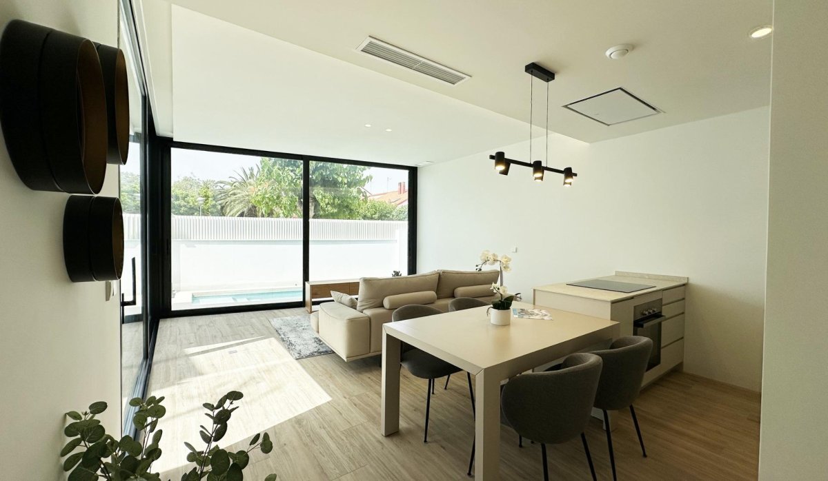 Obra nueva - Villa - Pilar de La Horadada