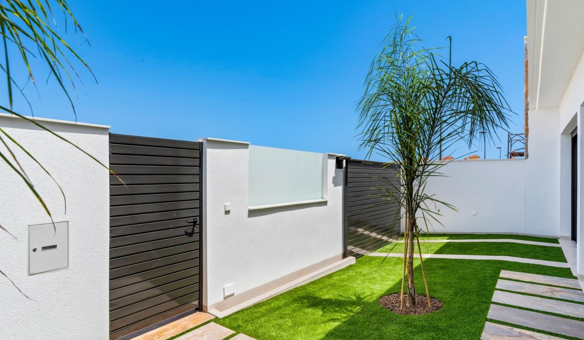 Obra nueva - Villa - Los Alcazares