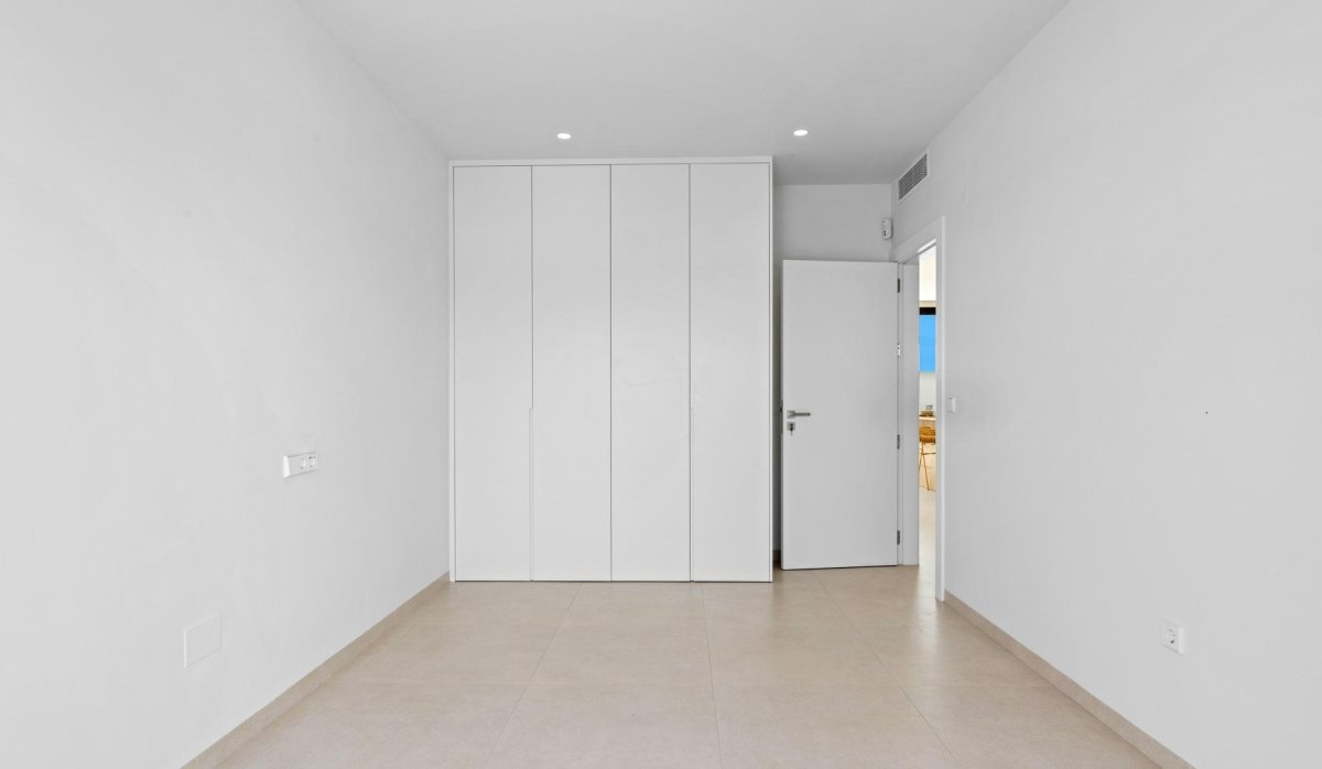 Obra nueva - Villa - Los Alcazares