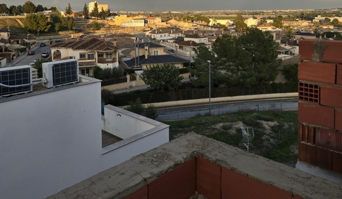 Obra nueva - Adosado - Bigastro