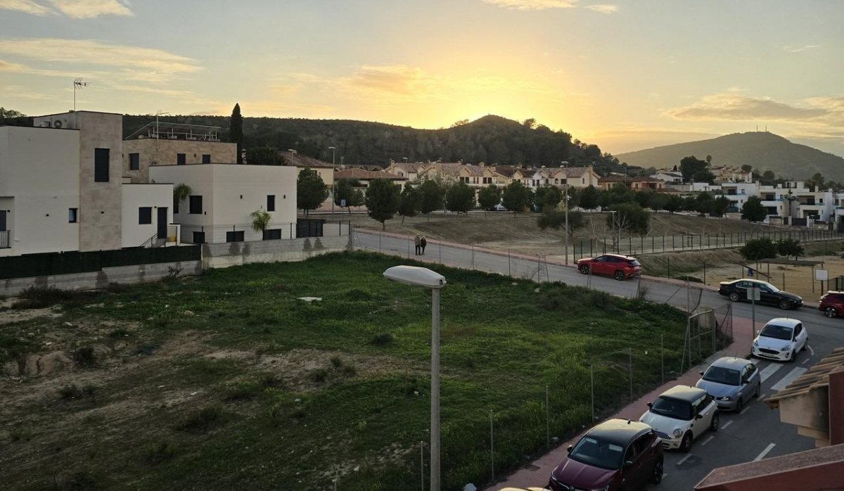 Obra nueva - Adosado - Bigastro