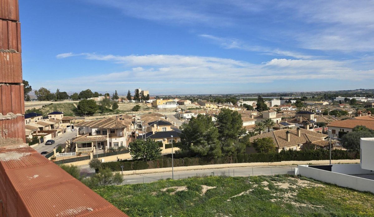 Obra nueva - Adosado - Bigastro