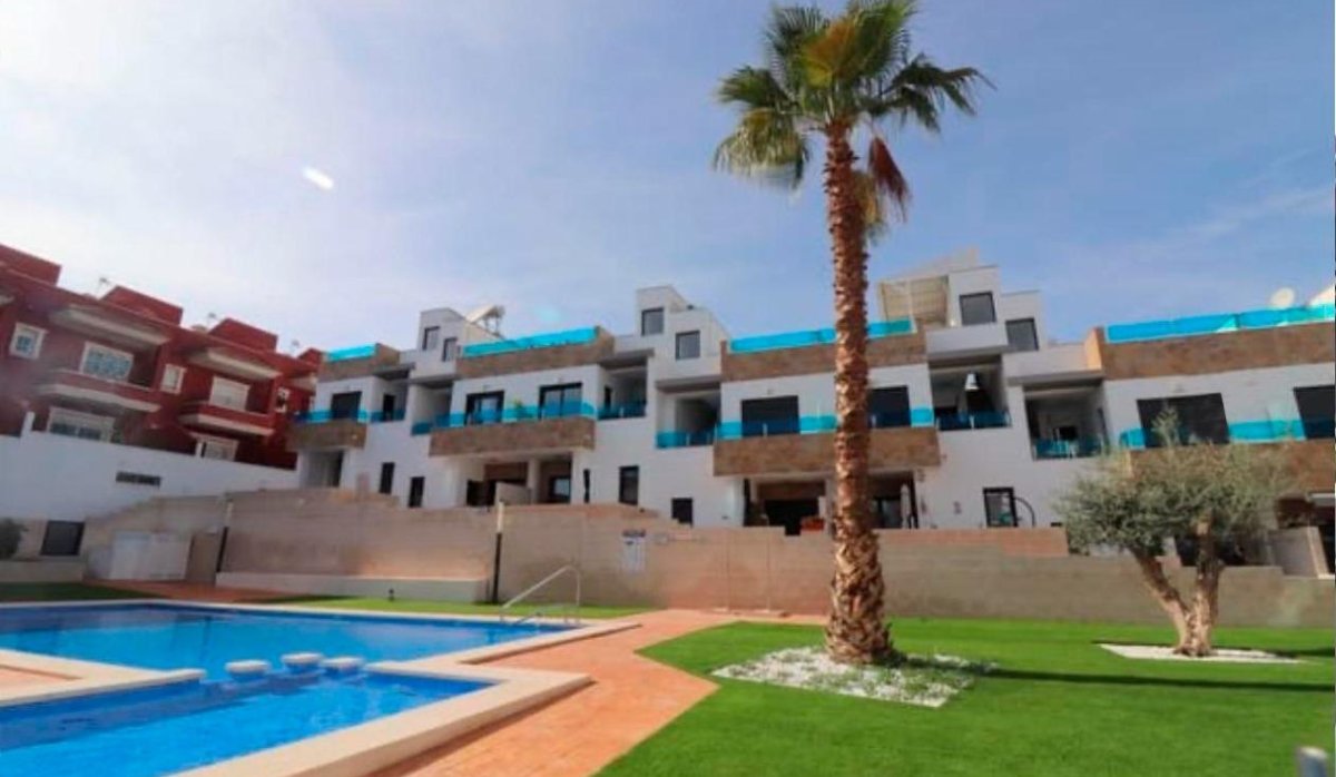 Obra nueva - Adosado - Bigastro