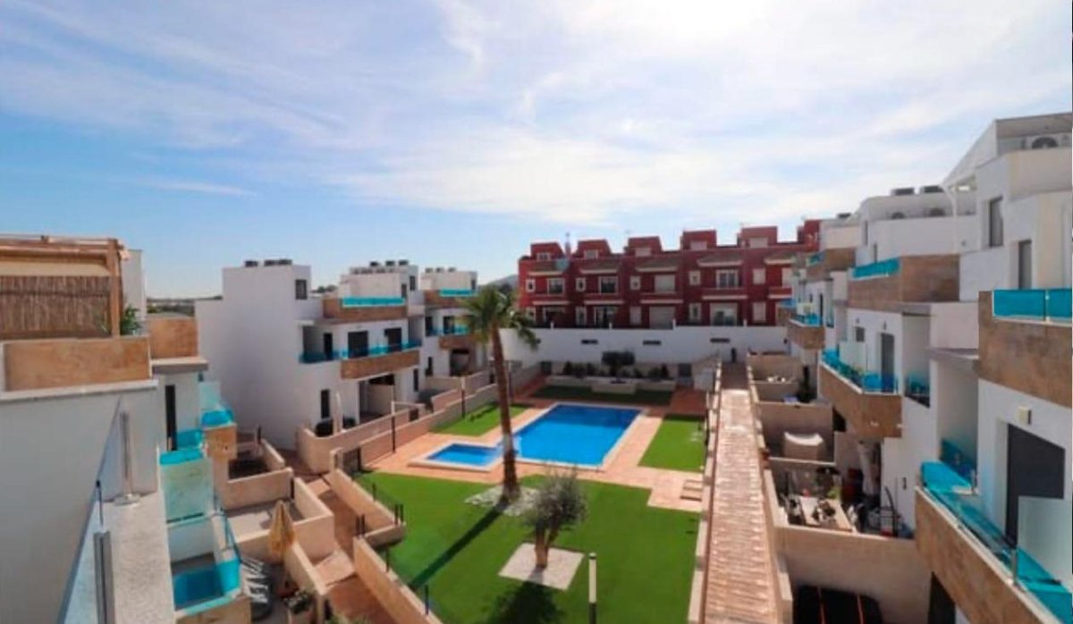 Obra nueva - Adosado - Bigastro