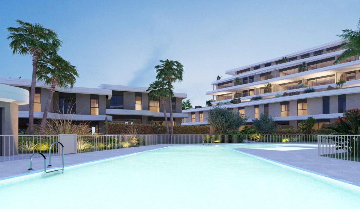 Obra nueva - Apartamento / piso - Estepona