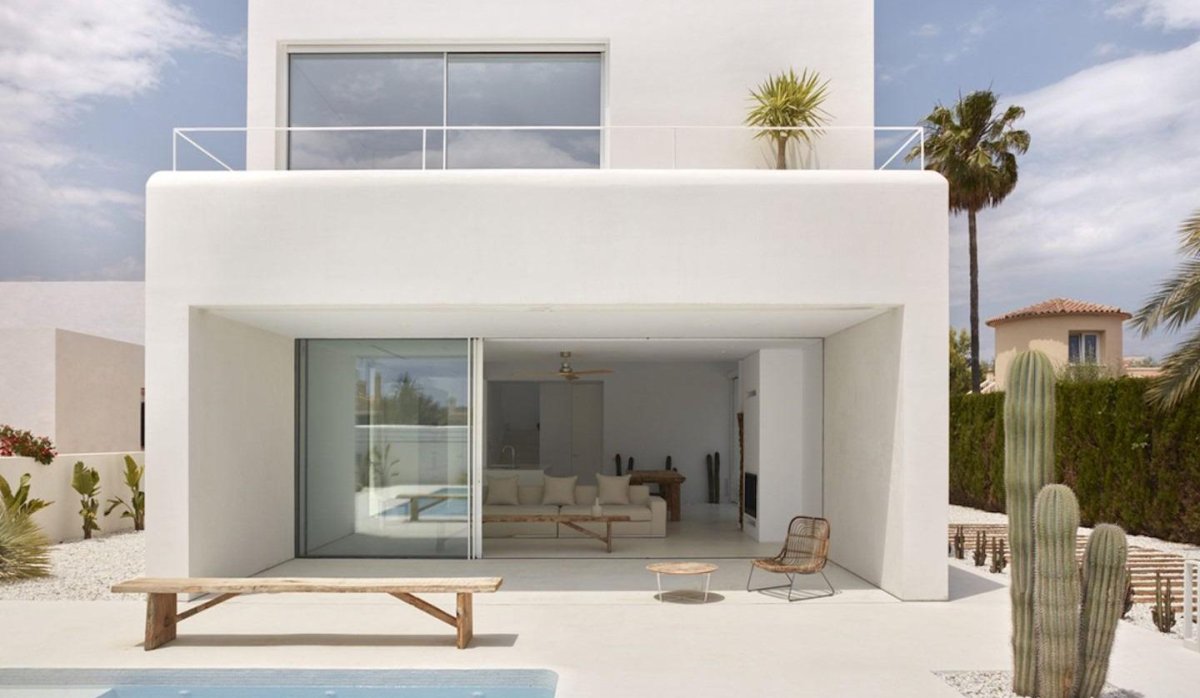 Obra nueva - Villa - Estepona