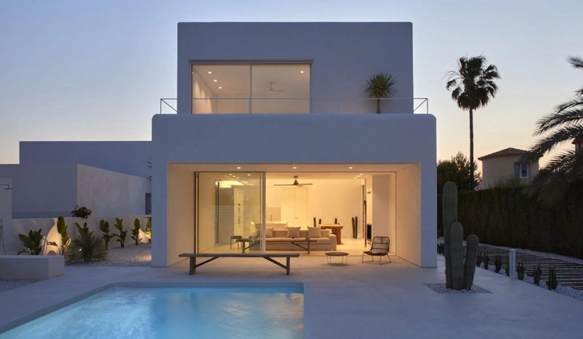 Obra nueva - Villa - Estepona