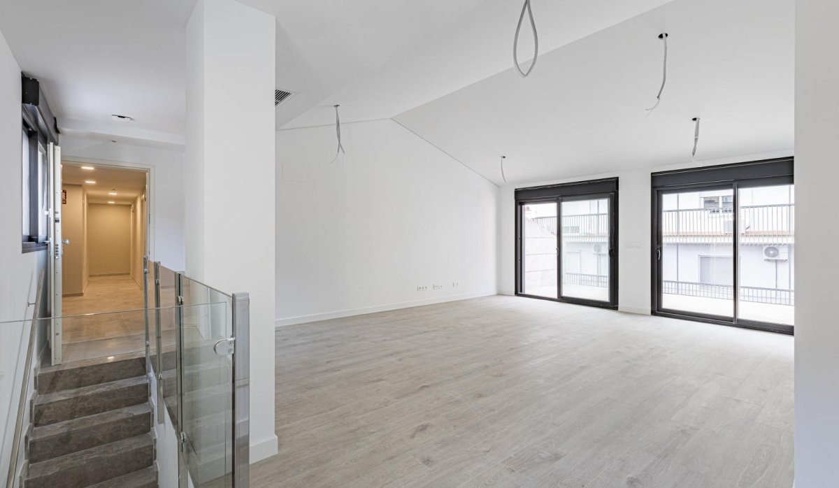 Obra nueva - Ático - Murcia