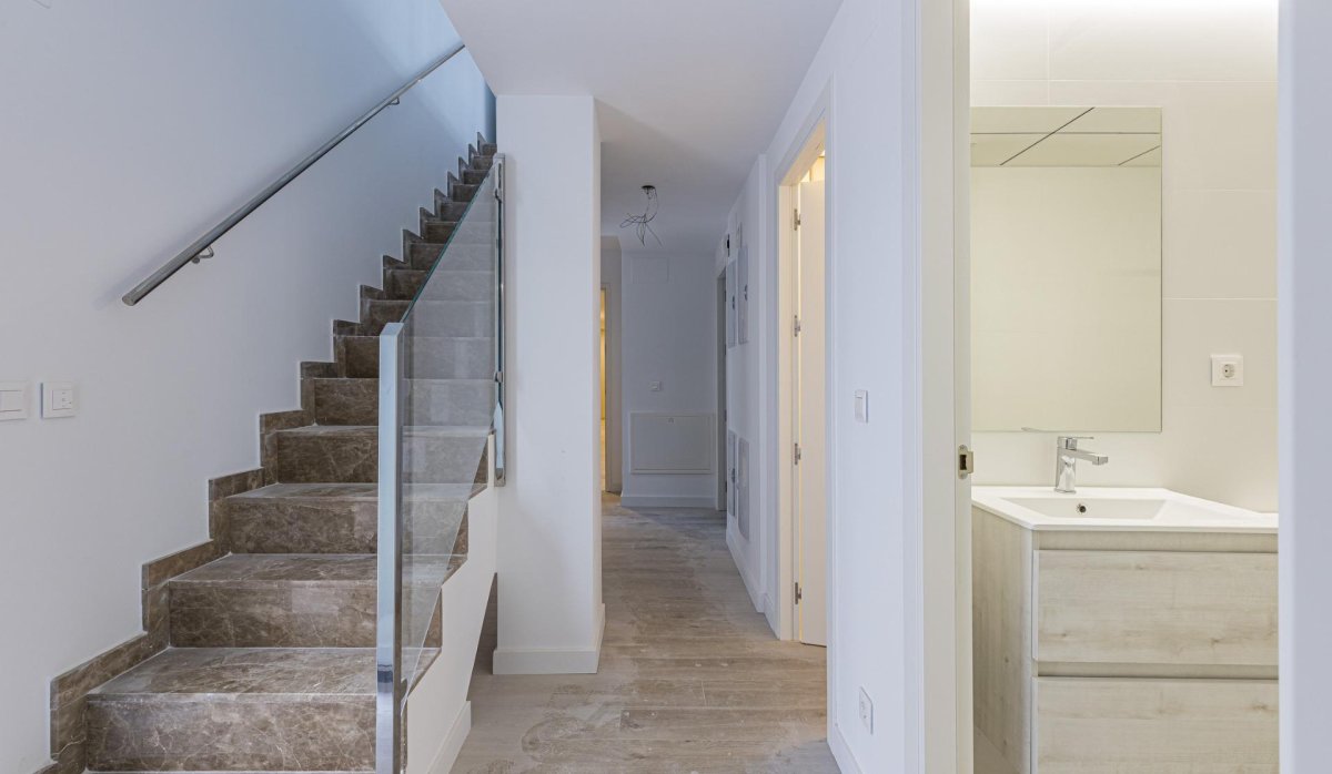 Obra nueva - Ático - Murcia