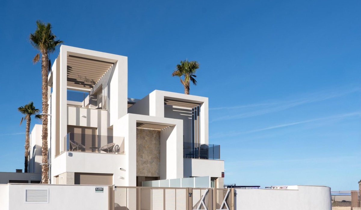 Obra nueva - Adosado - Los Alcazares