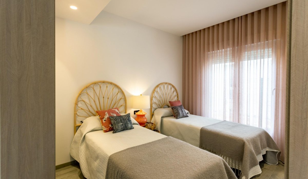 Rynek Pierwotny - Semidetached - Algorfa