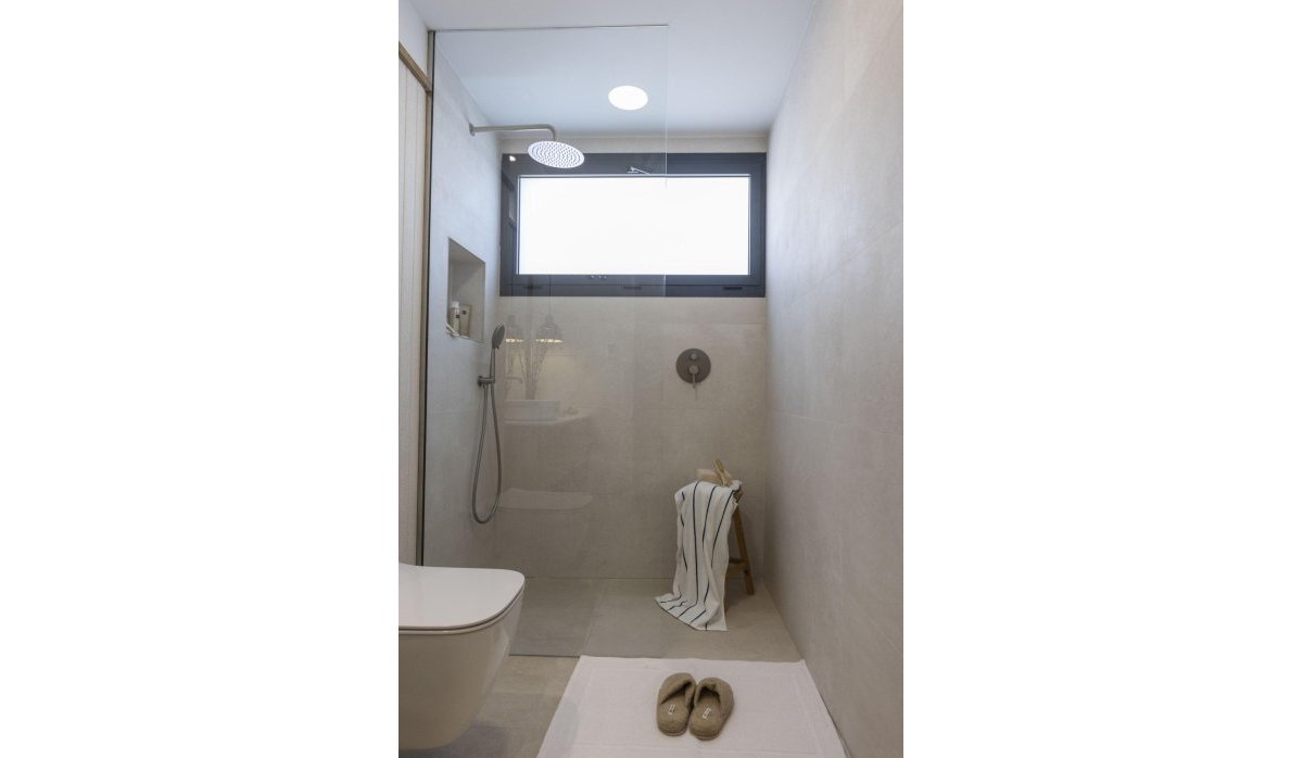 Obra nueva - Villa - Baños y Mendigo